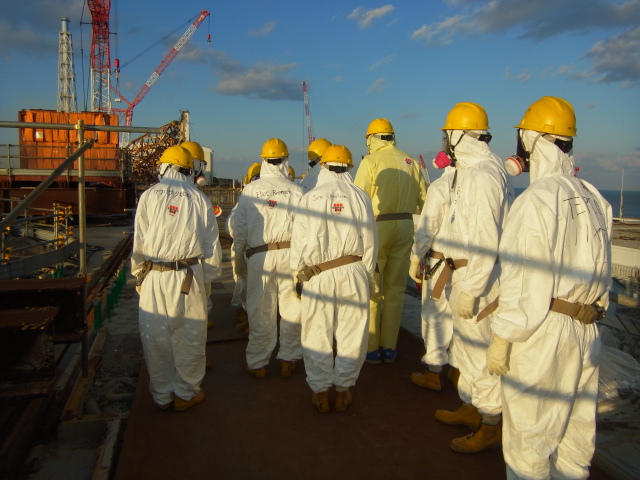 NRC_Officials_visit_Fukushima_Dai-ichi_Complex,_Dec._13,_2012_(8269893002)